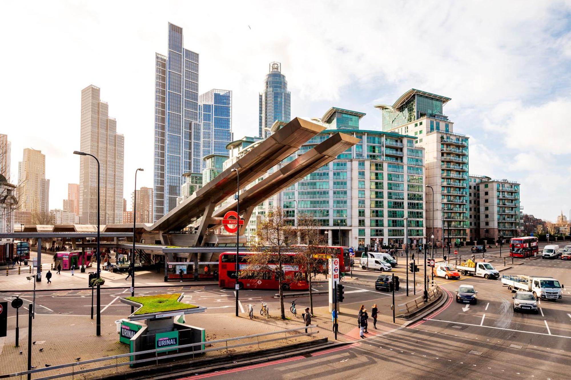 Riverside 2-bedroom Appartement Londres